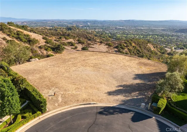 Photo 3 of Land for sale at 662 Oakhill Dr, Glendora, CA 91741 | MLS# CV26200828 | Listing updated on 2026-09-15