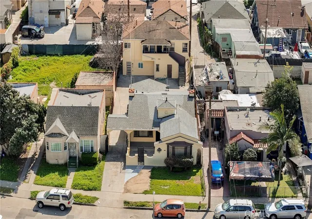 Photo 3 of House for sale at 162 W 65th Street, Los Angeles, CA 90003 | MLS# SB26201104 | Listing updated on 2026-09-14