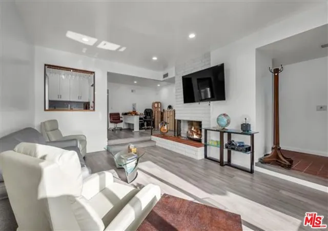 Photo 3 of Single family home for sale at 5118 Randall St, Culver City, CA 90230 | MLS# 26987851 | Listing updated on 2026-09-16