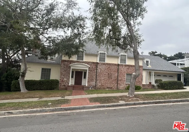 Photo 1 of Single family home for sale at 5975 S Citrus Ave, Los Angeles, CA 90043 | MLS# 26987183 | Listing updated on 2026-09-28