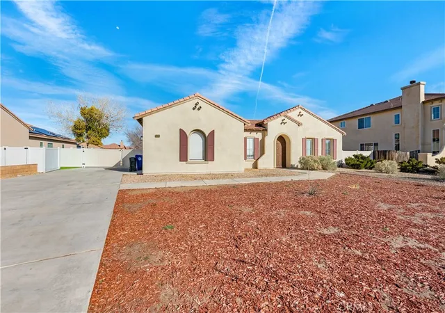 Photo 2 of Single family home for sale at 12573 Cabazon Ct, Apple Valley, CA 92308 | MLS# SR26201160 | Listing updated on 2026-09-15