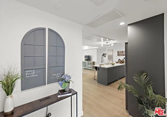 Condo for sale at 321 S Oxford Ave #603, Los Angeles, CA 90020 | MLS# 26988163