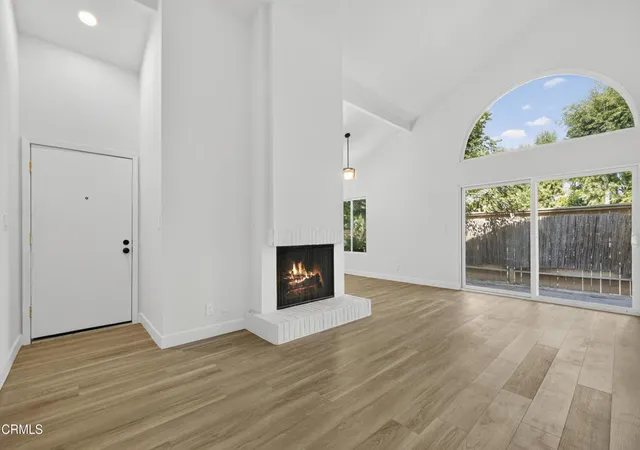 Photo 2 of Condo for sale at 22330 Victory Blvd #604, Woodland Hills, CA 91367 | MLS# P1-28831 | Listing updated on 2026-09-15