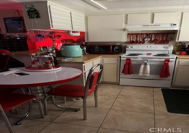 Photo 4 of House for sale at 2819 Monterey, Bakersfield, CA 93306 | MLS# SR26201105 | Listing updated on 2026-09-30
