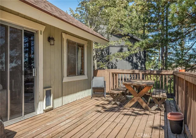 Photo 4 of House for sale at 1214 Aleutian, Lake Arrowhead, CA 92352 | MLS# IG26201049 | Listing updated on 2026-09-14