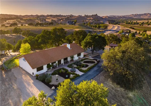 Photo 2 of Single family home for sale at 7485 Monterey, Paso Robles, CA 93446 | MLS# NS26197543 | Listing updated on 2026-09-16
