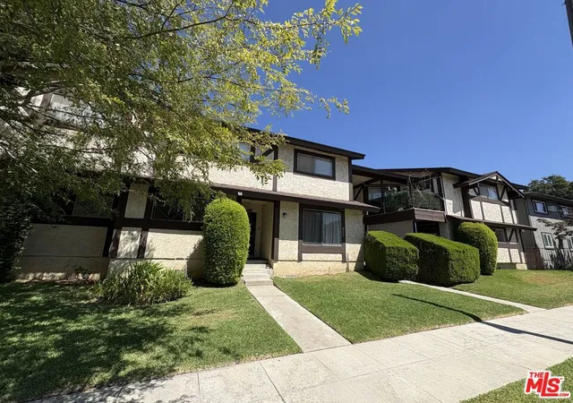 Photo 3 of Multi family home for sale at 425 Linwood Ave #M, Monrovia, CA 91016 | MLS# 26988211 | Listing updated on 2026-09-14