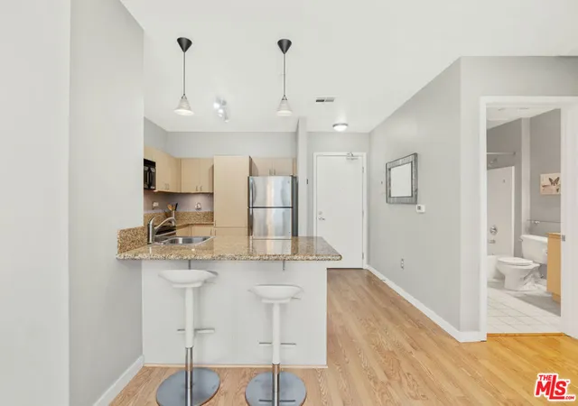 Photo 13 of Condo for sale at 630 W 6th Street #613, Los Angeles, CA 90017 | MLS# 26988223 | Listing updated on 2026-09-22