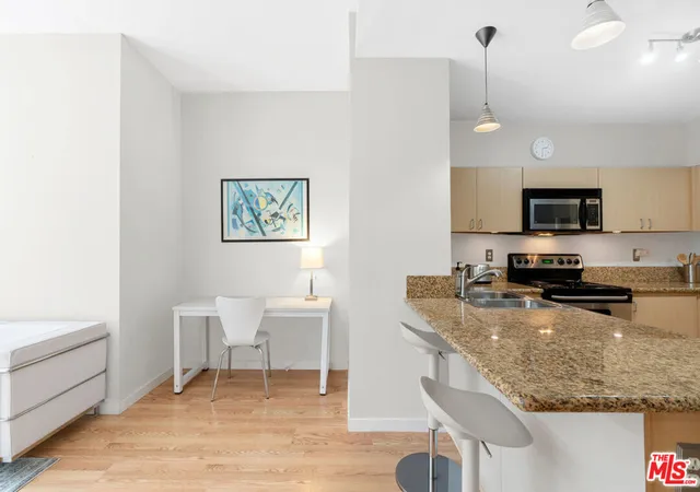 Photo 3 of Condo for sale at 630 W 6th Street #613, Los Angeles, CA 90017 | MLS# 26988223 | Listing updated on 2026-09-14