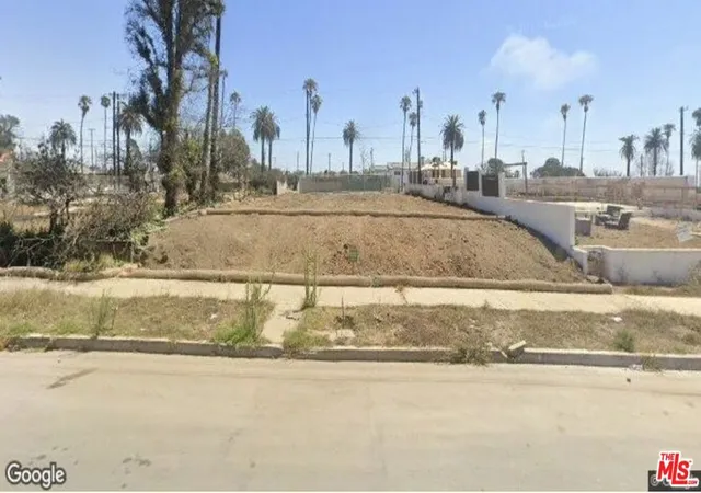 Photo 1 of Land for sale at 424 Via De La Paz, Pacific Palisades, CA 90272 | MLS# 26987957 | Listing updated on 2026-09-22