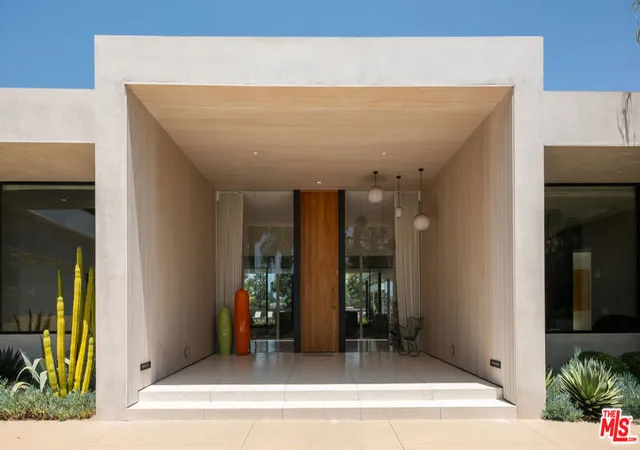 Photo 3 of Mansion for sale at 1885 Carla, Beverly Hills, CA 90210 | MLS# 26985261 | Listing updated on 2026-09-14