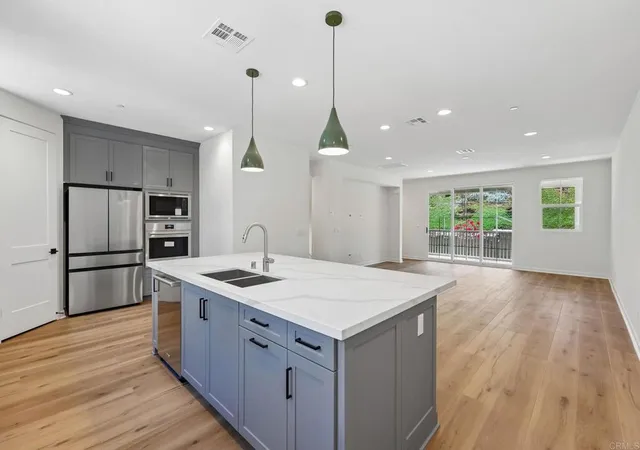 Photo 3 of Townhouse for sale at 4949 Thistle Way, Carlsbad, CA 92008 | MLS# NDP2608632 | Listing updated on 2026-09-15