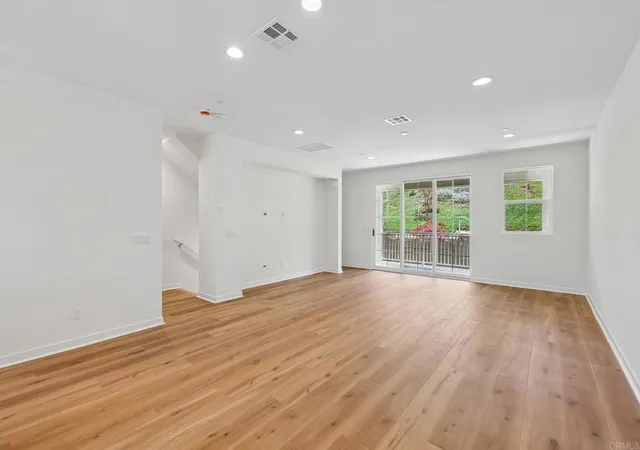 Photo 4 of Townhouse for sale at 4949 Thistle Way, Carlsbad, CA 92008 | MLS# NDP2608632 | Listing updated on 2026-09-15
