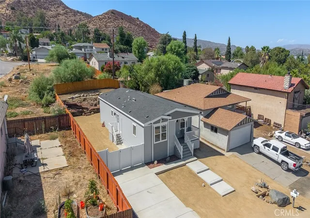 Photo 50 of Sale Pending at 33239 Adelfa, Lake Elsinore, CA 92530 | MLS# IG26200918 | Listing updated on 2026-10-03