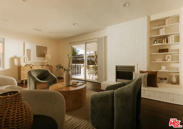 Photo 3 of Single family home for sale at 22251 Kittridge St, Woodland Hills, CA 91303 | MLS# 26988043 | Listing updated on 2026-09-14