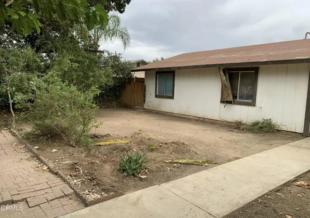 Photo 2 of Single family home for sale at 32562 Road 158, Ivanhoe, CA 93235 | MLS# V1-38724 | Listing updated on 2026-09-17
