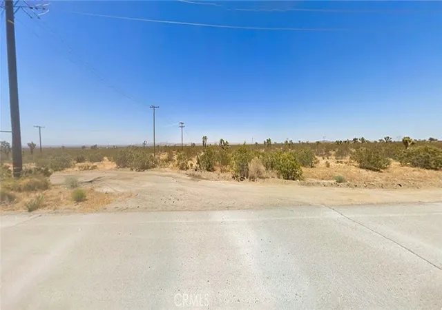Land for sale at 0 Pearblossom Hwy, Palmdale, CA 93591 | MLS# HD26201263