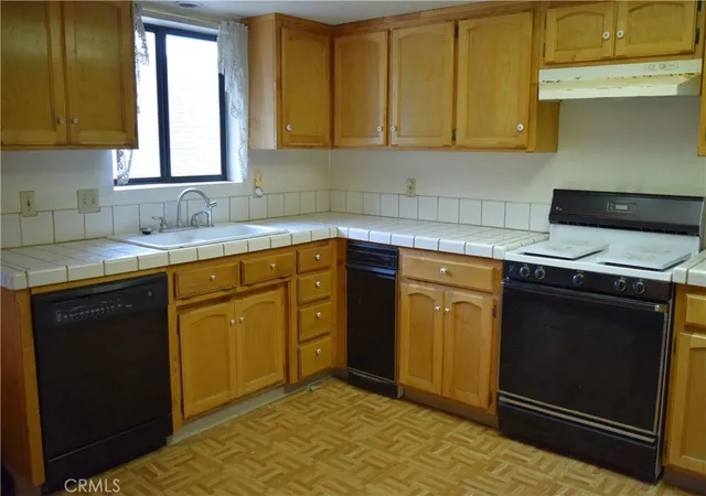 Photo 3 of Single family home for sale at 4144 End Dr, Frazier Park, CA 93225 | MLS# SR26187500 | Listing updated on 2026-09-23