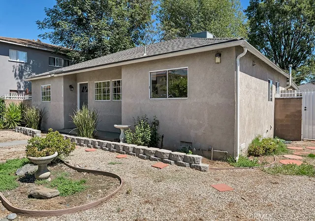 Photo 3 of Single family home for sale at 6056 Woodman Ave, Van Nuys, CA 91401 | MLS# SR26201273 | Listing updated on 2026-09-15