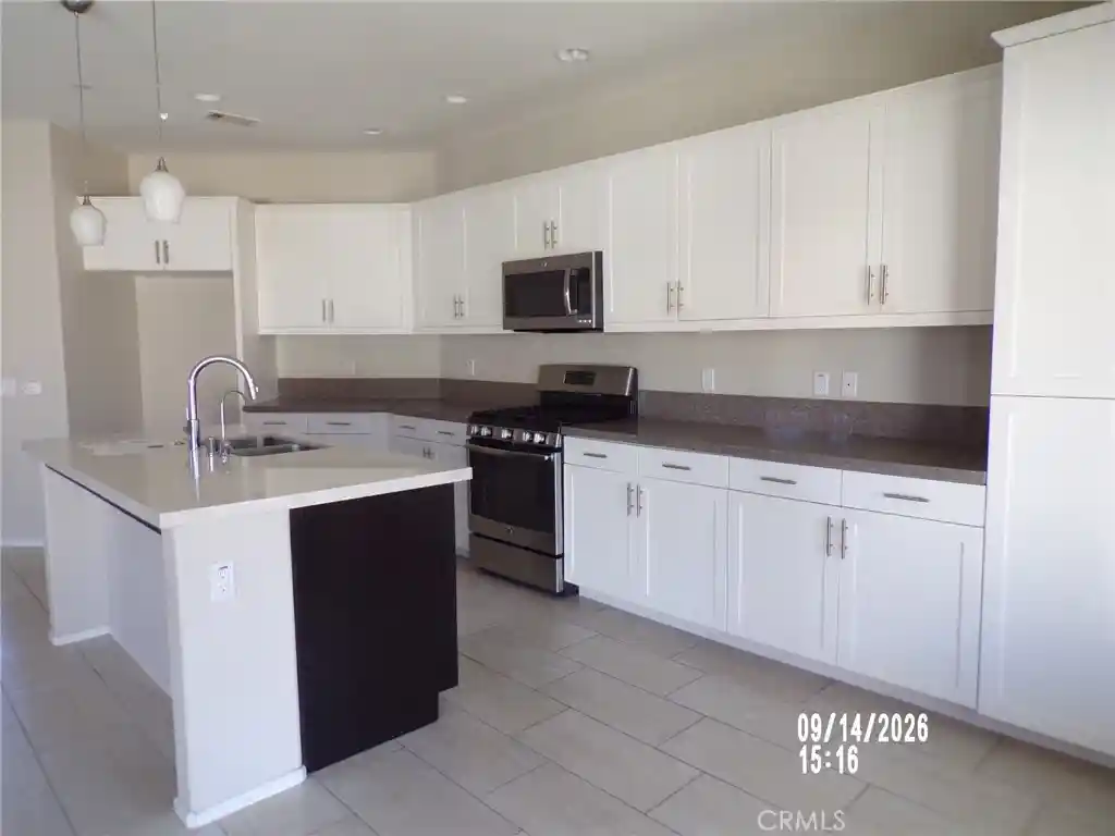 Photo 4 of Sale Pending at 64132 Apache Mountain, Desert Hot Springs, CA 92240 | MLS# JT26201188 | Listing updated on 2026-10-30