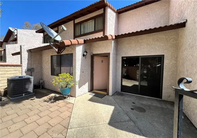 Photo 1 of Townhouse for sale at 922 N Redding #D, Upland, CA 91786 | MLS# SR26199433 | Listing updated on 2026-09-15