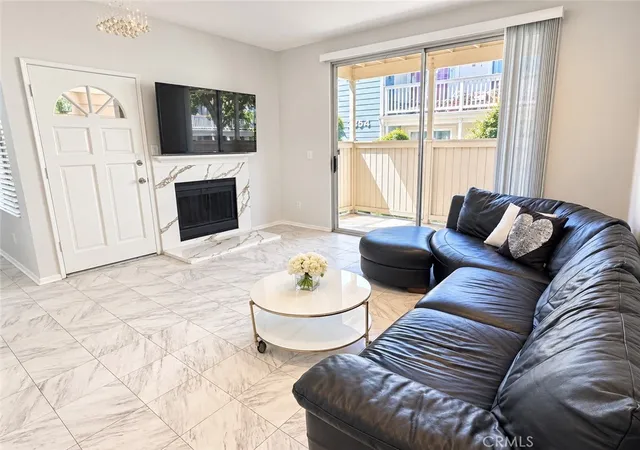 Photo 3 of Condo for sale at 2456 Pleasant Way #A, Thousand Oaks, CA 91362 | MLS# SR26201260 | Listing updated on 2026-09-15