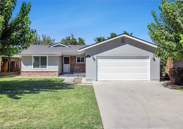 Photo 1 of Single family home for sale at 212 Harvard Ave, Coalinga, CA 93210 | MLS# FR26201012 | Listing updated on 2026-09-15