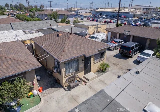 Photo 3 of House for sale at 6322 Bissell, Huntington Park, CA 90255 | MLS# PW26201328 | Listing updated on 2026-09-15