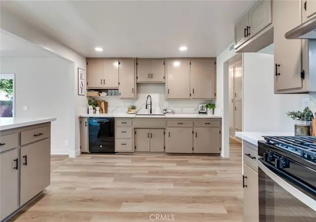 Photo 3 of Single family home for sale at 6295 Banner Ct, Riverside, CA 92504 | MLS# IV26201330 | Listing updated on 2026-09-15