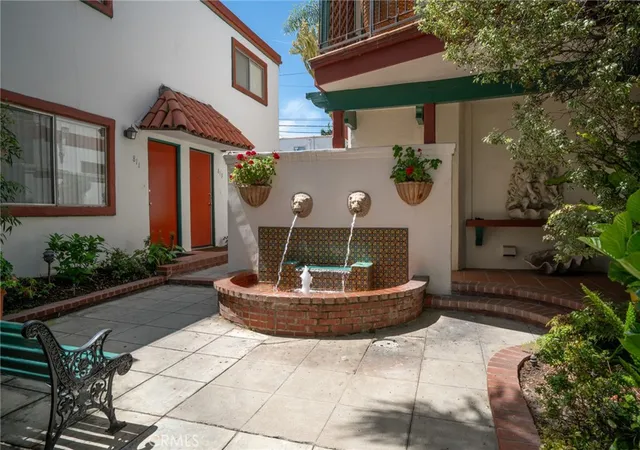 Photo 3 of House for sale at 815 Roswell Ave, Long Beach, CA 90804 | MLS# OC26201335 | Listing updated on 2026-09-15