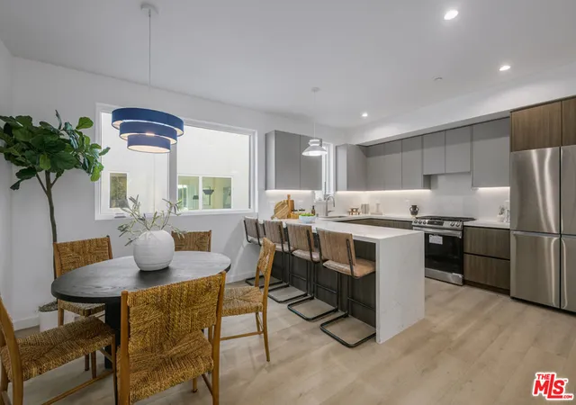 Photo 4 of Single family home for sale at 5851 Westside Xing Ln, Los Angeles, CA 90034 | MLS# 26864219 | Listing updated on 2026-09-14