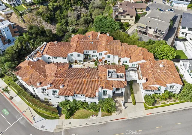 Photo 20 of Condo for sale at 401 Seaward #6, Corona Del Mar, CA 92625 | MLS# NP26201321 | Listing updated on 2026-10-03