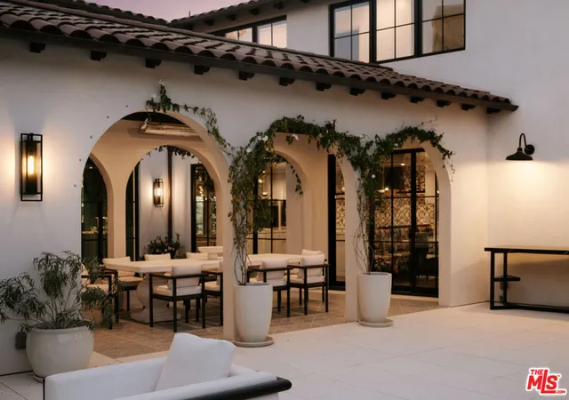 Photo 3 of Single family home for sale at 1445 Via Cresta, Pacific Palisades, CA 90272 | MLS# 26926175 | Listing updated on 2026-09-14