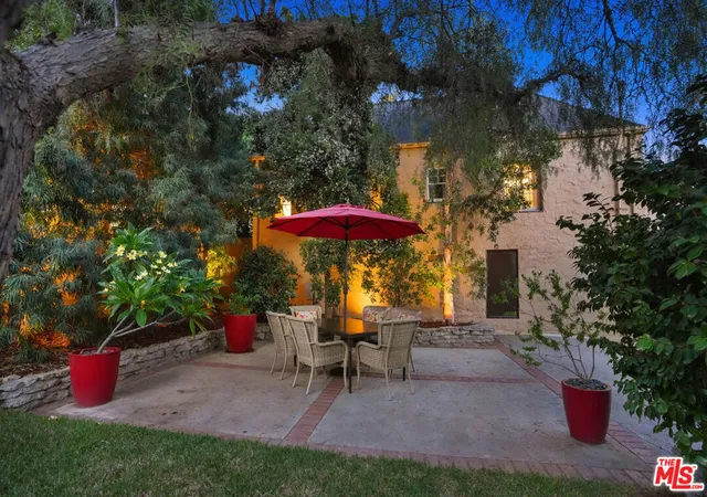 Photo 2 of Single family home for sale at 1611 Ard Eevin Ave, Glendale, CA 91202 | MLS# 26987397 | Listing updated on 2026-10-01