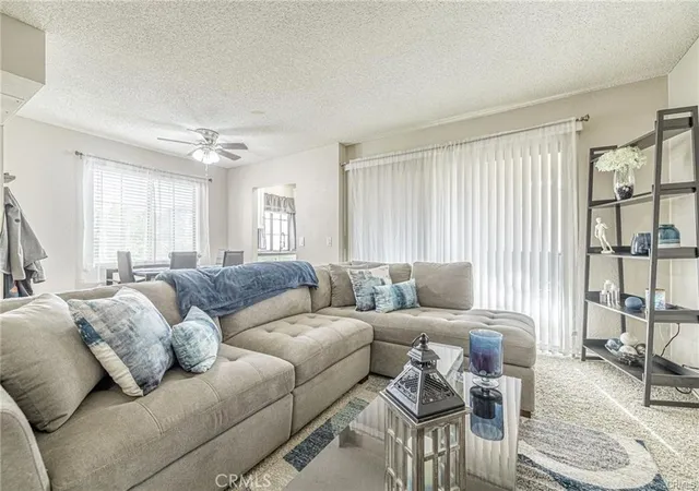 Listing Photo 5 - Condo for sale in building located at 2554 Olive, Palmdale, CA 93550 - Unit #82