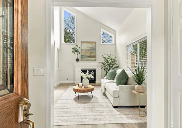 Photo 4 of Single family home for sale at 809 Sol Vista, Escondido, CA 92025 | MLS# NDP2608635 | Listing updated on 2026-09-15