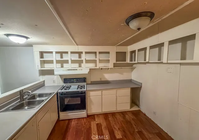 Photo 4 of Manufactured home for sale at 4444 E Ave R #132, Palmdale, CA 93552 | MLS# SR26201267 | Listing updated on 2026-09-30