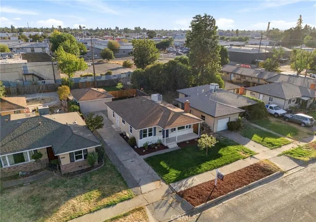 Photo 1 of Single family home for sale at 1438 West 19th, Merced, CA 95340 | MLS# MC26201390 | Listing updated on 2026-09-21