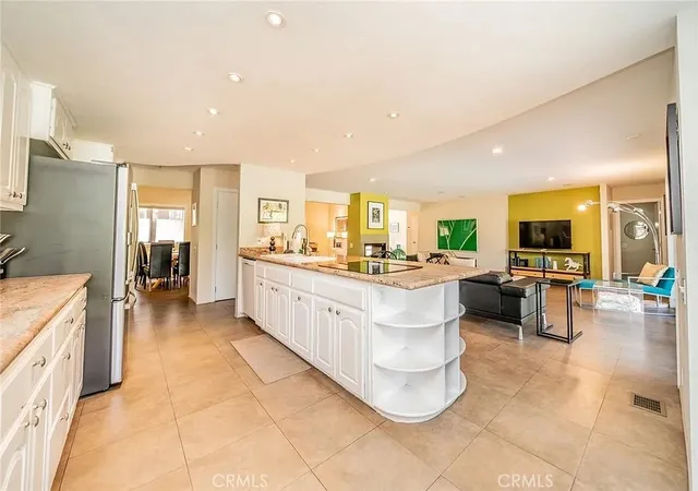 Photo 2 of Sale Pending at 1600 Palm Tree, Palm Springs, CA 92264 | MLS# CV26201386 | Listing updated on 2026-09-15