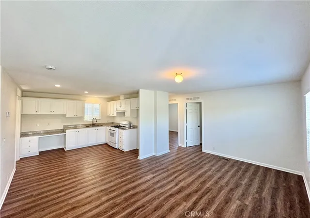 Photo 3 of Manufactured home for sale at 1134 Villa Calimesa #87, Calimesa, CA 92320 | MLS# IV26201412 | Listing updated on 2026-09-14