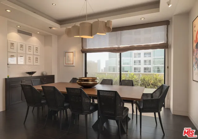 Listing Photo 5 - Condo for sale in building located at 10375 Wilshire Blvd, Los Angeles, CA 90024 - Unit #14HK