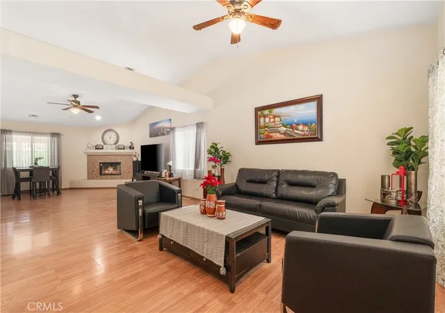 Photo 4 of Single family home for sale at 32580 Cielo Vista Rd, Cathedral City, CA 92234 | MLS# IG26201467 | Listing updated on 2026-09-15