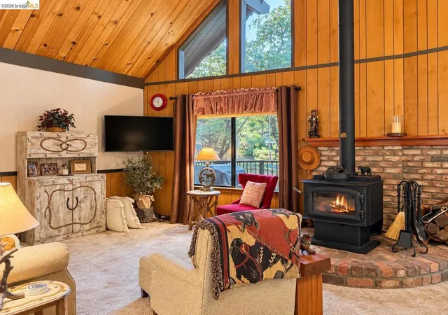 Photo 4 of Single family home for sale at 19007 Digger Pine St, Groveland, CA 95321 | MLS# 41148241 | Listing updated on 2026-09-16