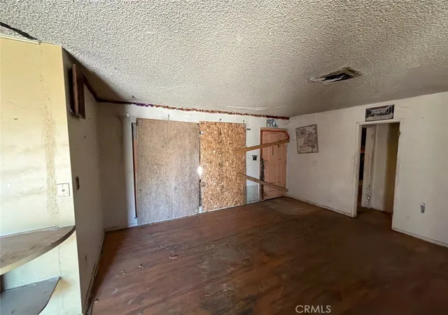 Photo 4 of Single family home for sale at 38633 Lemsford Ave, Palmdale, CA 93550 | MLS# OC26201427 | Listing updated on 2026-09-15