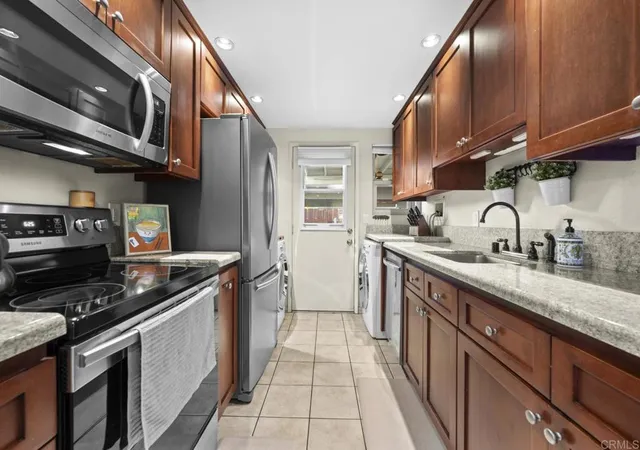 Photo 3 of Townhouse for sale at 1248 Denver Ln #E, El Cajon, CA 92021 | MLS# PTP2606969 | Listing updated on 2026-09-15