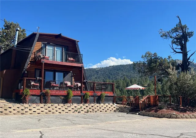 Photo 1 of Single family home for sale at 43573 Yosemite, Big Bear Lake, CA 92315 | MLS# LG26194100 | Listing updated on 2026-09-15