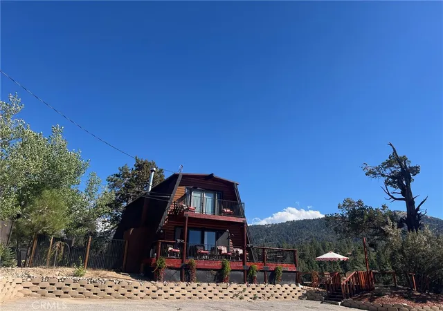 Photo 2 of Single family home for sale at 43573 Yosemite, Big Bear Lake, CA 92315 | MLS# LG26194100 | Listing updated on 2026-09-15