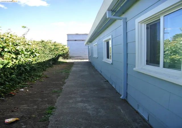 Photo 3 of Multi family home for sale at 1876 15th Street, San Pablo, CA 94806 | MLS# 41148243 | Listing updated on 2026-09-21