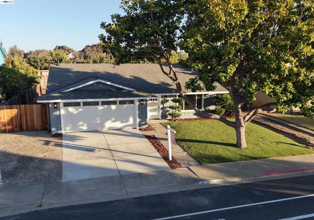 Photo 2 of Single family home for sale at 3044 San Andreas Dr, Union City, CA 94587 | MLS# 41148244 | Listing updated on 2026-09-16
