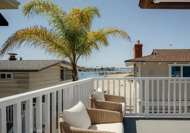 Photo 4 of House for sale at 2715 Cove, Corona Del Mar, CA 92625 | MLS# OC26201520 | Listing updated on 2026-09-15